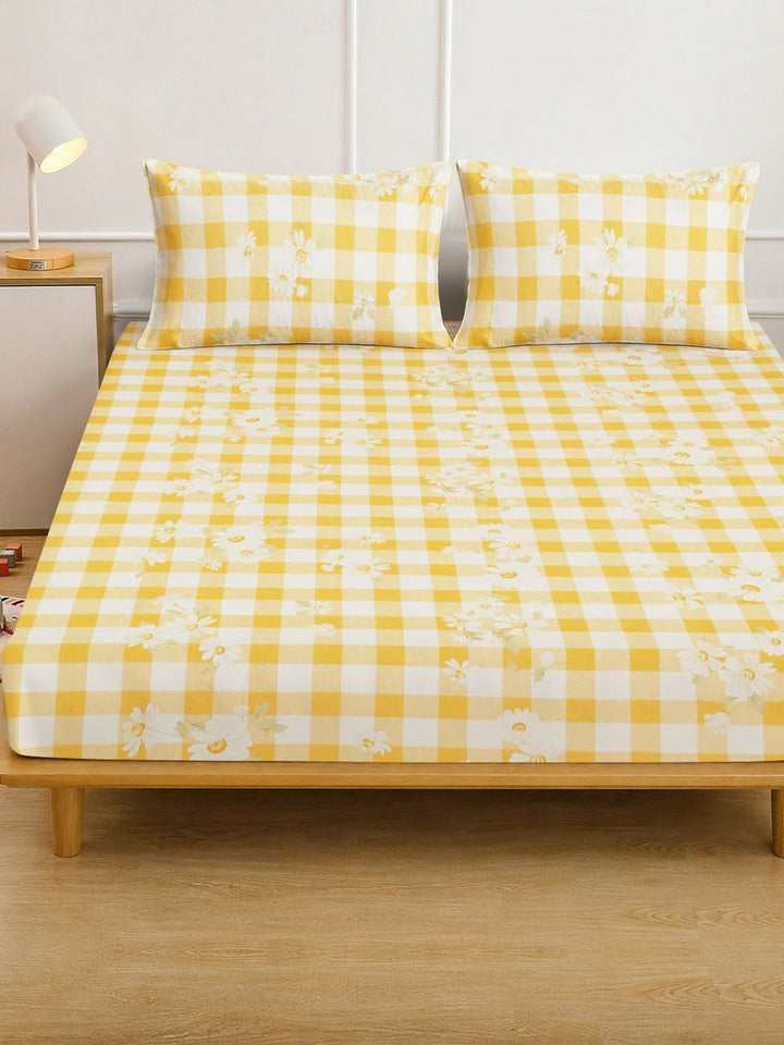 KLOTTHE Bunga Kuning & Putih Cadar King 300 TC dengan 2 Sarung Bantal