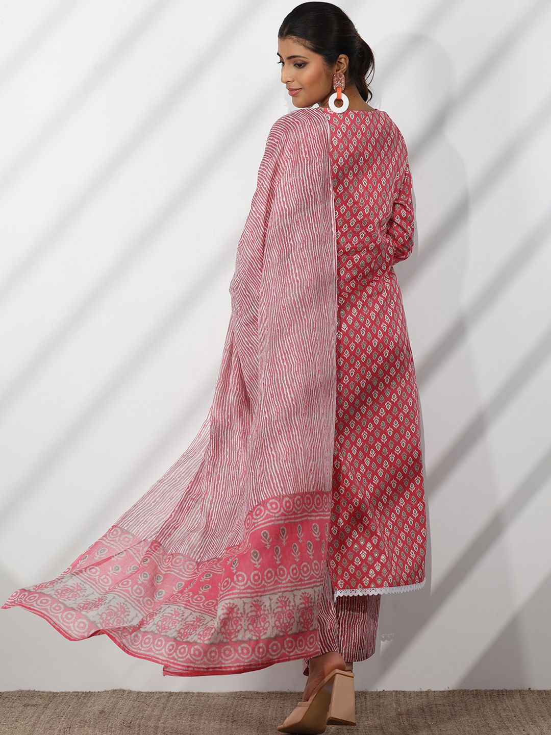 Libas Floral Printed Thread Work Pure Cotton Straight Kurta With Trousers & Dupatta