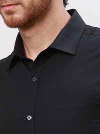 Park Avenue Men Cutaway Collar Solid Cotton Slim Fit Formal Shirt