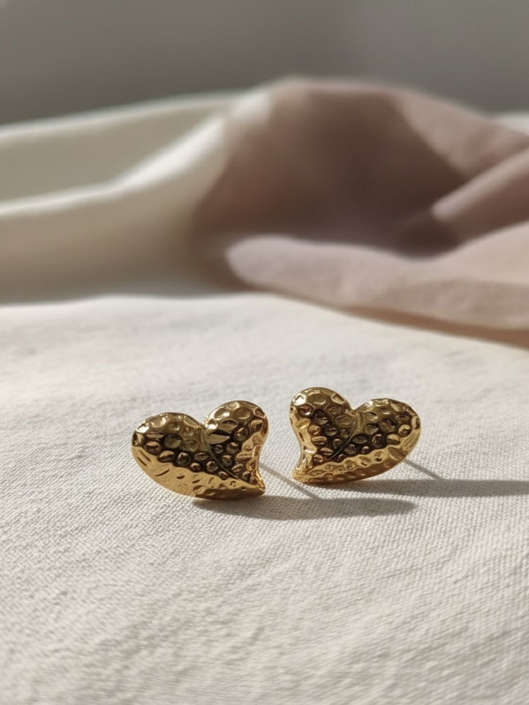 VOGUE PANASH Gold-Plated Heart Shaped Studs
