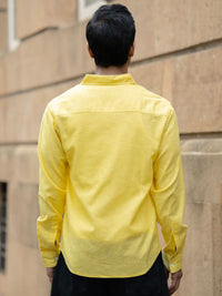 Powerlook Men Solid Spread Collar Casual Shirt
