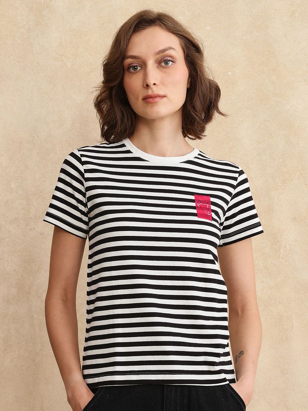 RAREISM Women Printed Pockets T-shirt