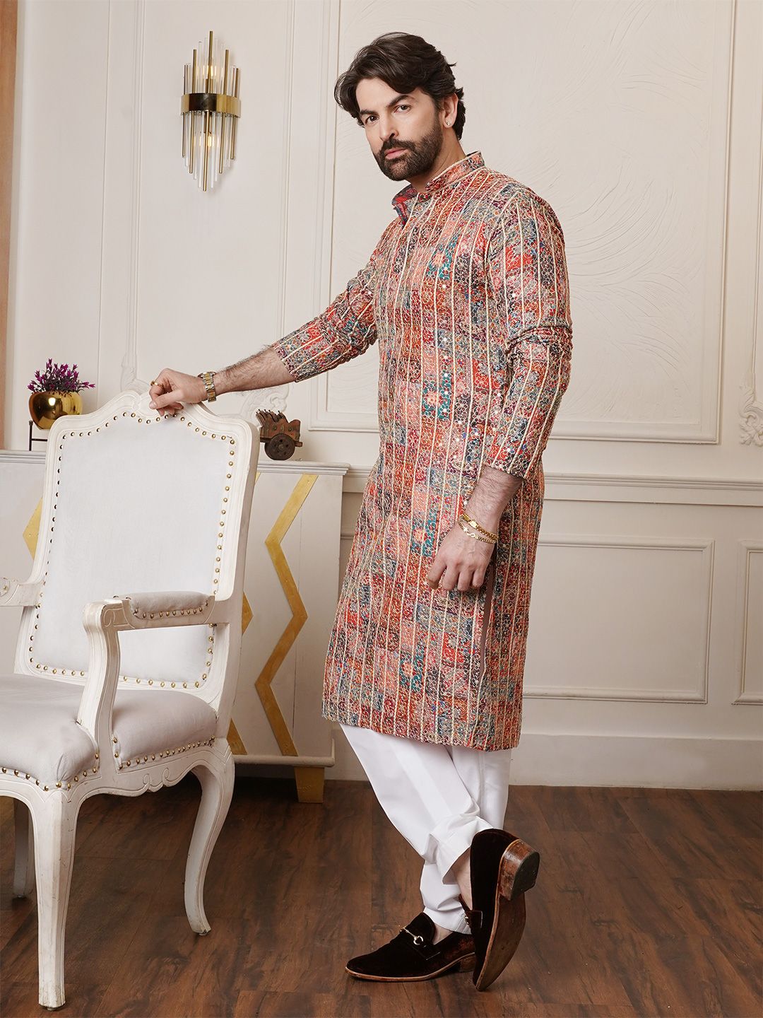 SOJANYA Bunga Sulam Zari Mandarin Collar Cotton Silk Straight Kurta