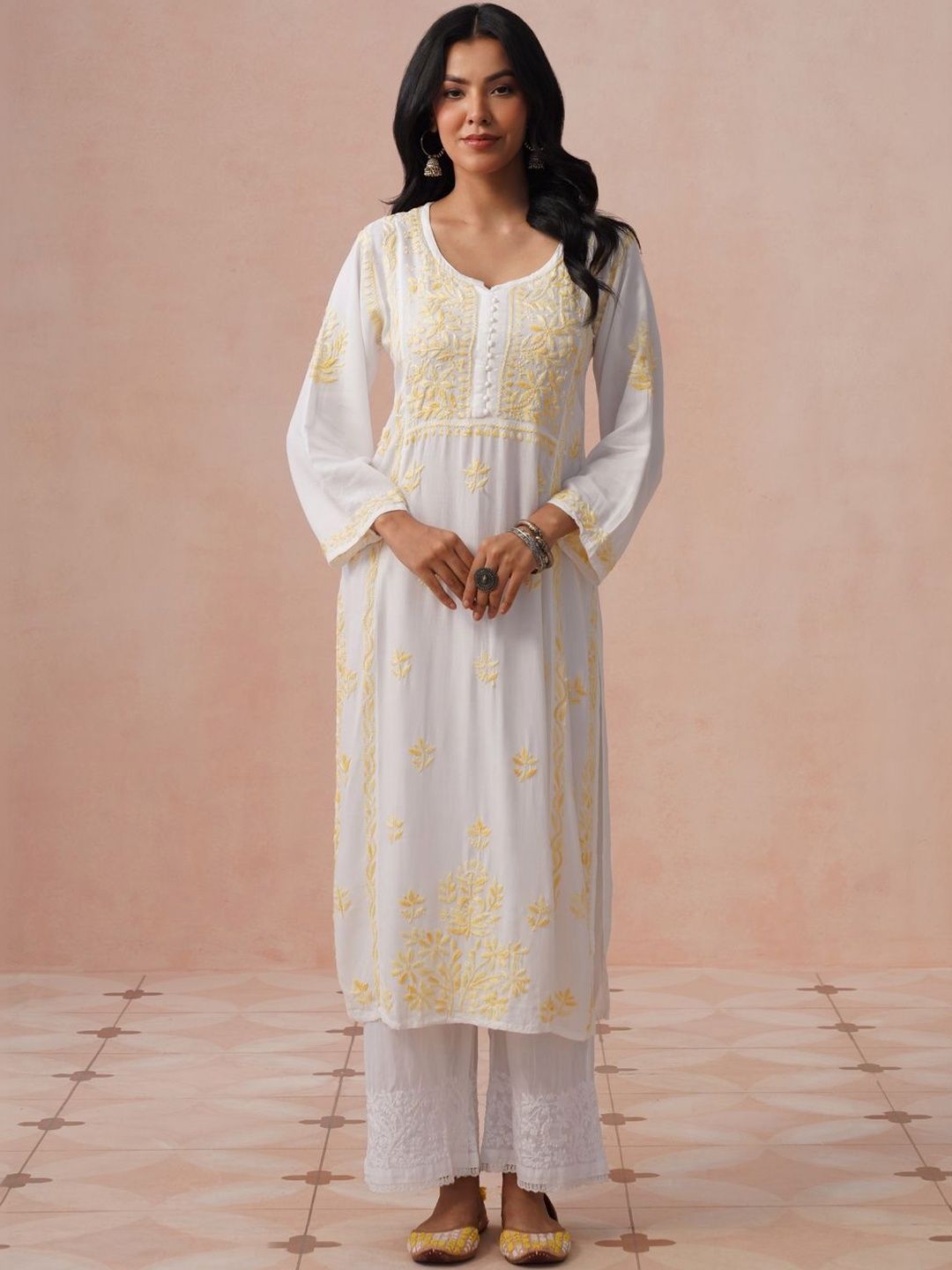 House of Chikankari Women Embroidered Chikankari Kurta