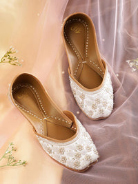 House of Pataudi Embellished Mojaris