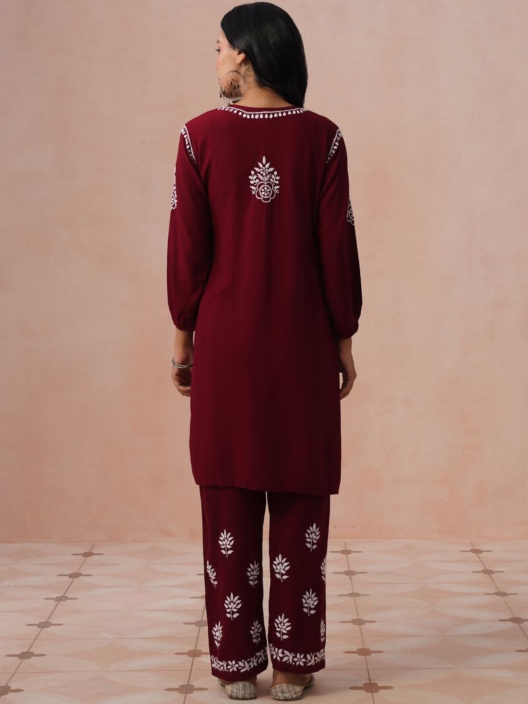 Rumah Chikankari Kurta Chikankari Biasa Wanita dengan Seluar