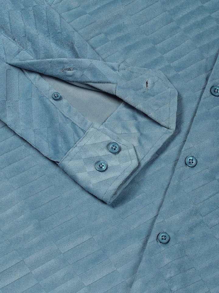 Thomas Scott Men Premium Spread Collar Textured Slim Fit Casual Shirt