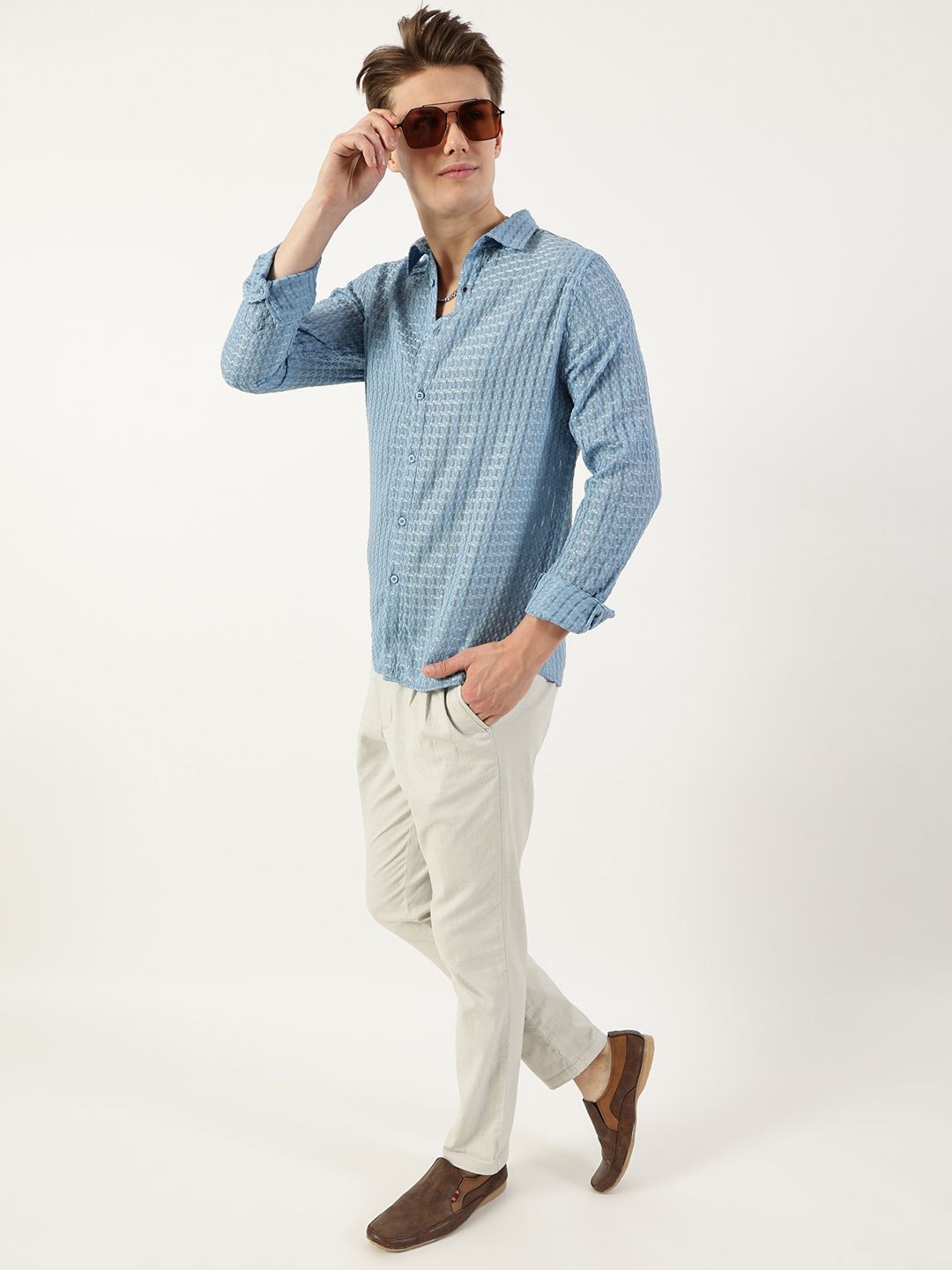 Thomas Scott Men Premium Spread Collar Textured Solid Slim Fit Casual Shirt