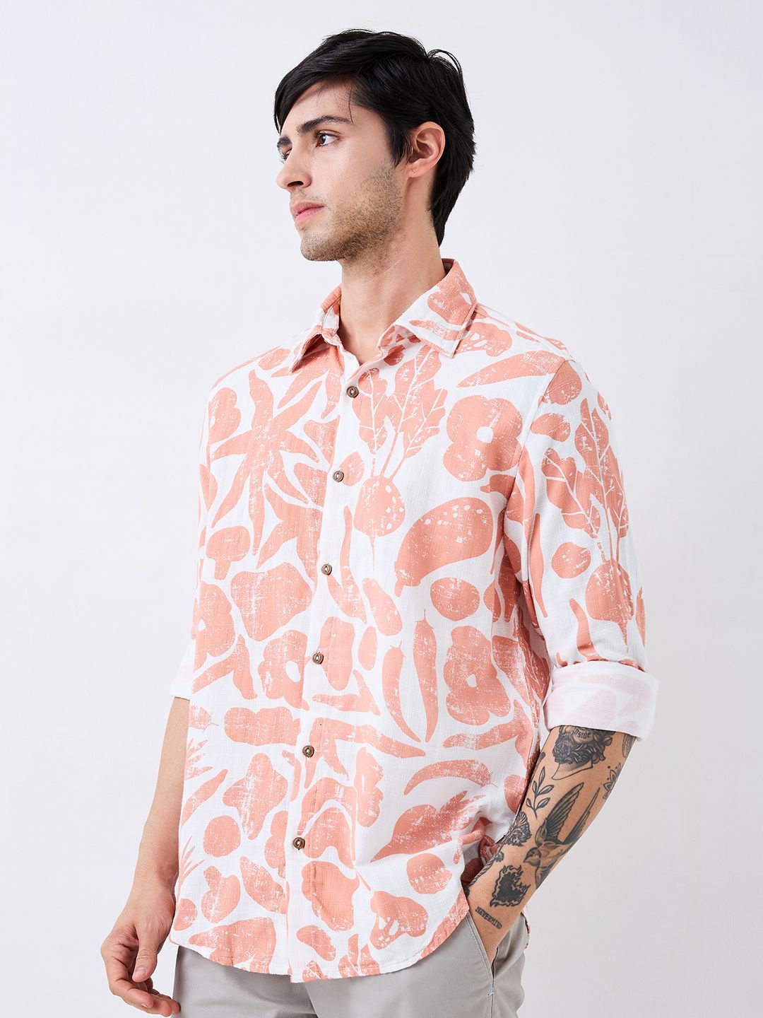 SPYKAR Men Slim Fit Spread Collar Floral Printed Cotton Casual Shirt