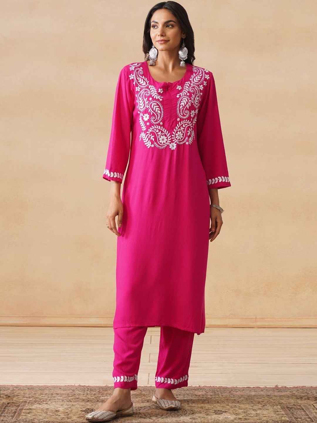 House of Chikankari Women Fuchsia 2 Helai Kurta Biasa dengan Set Seluar