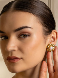 VOGUE PANASH Stainless Steel 18K Gold-Plated Pearls Beaded Floral Shape Studs