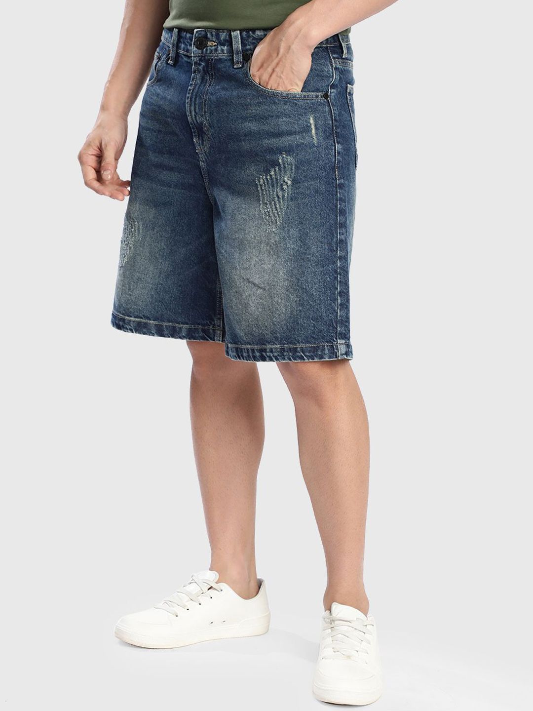 Bene Kleed Men Relaxed Fit Distressed Denim Shorts