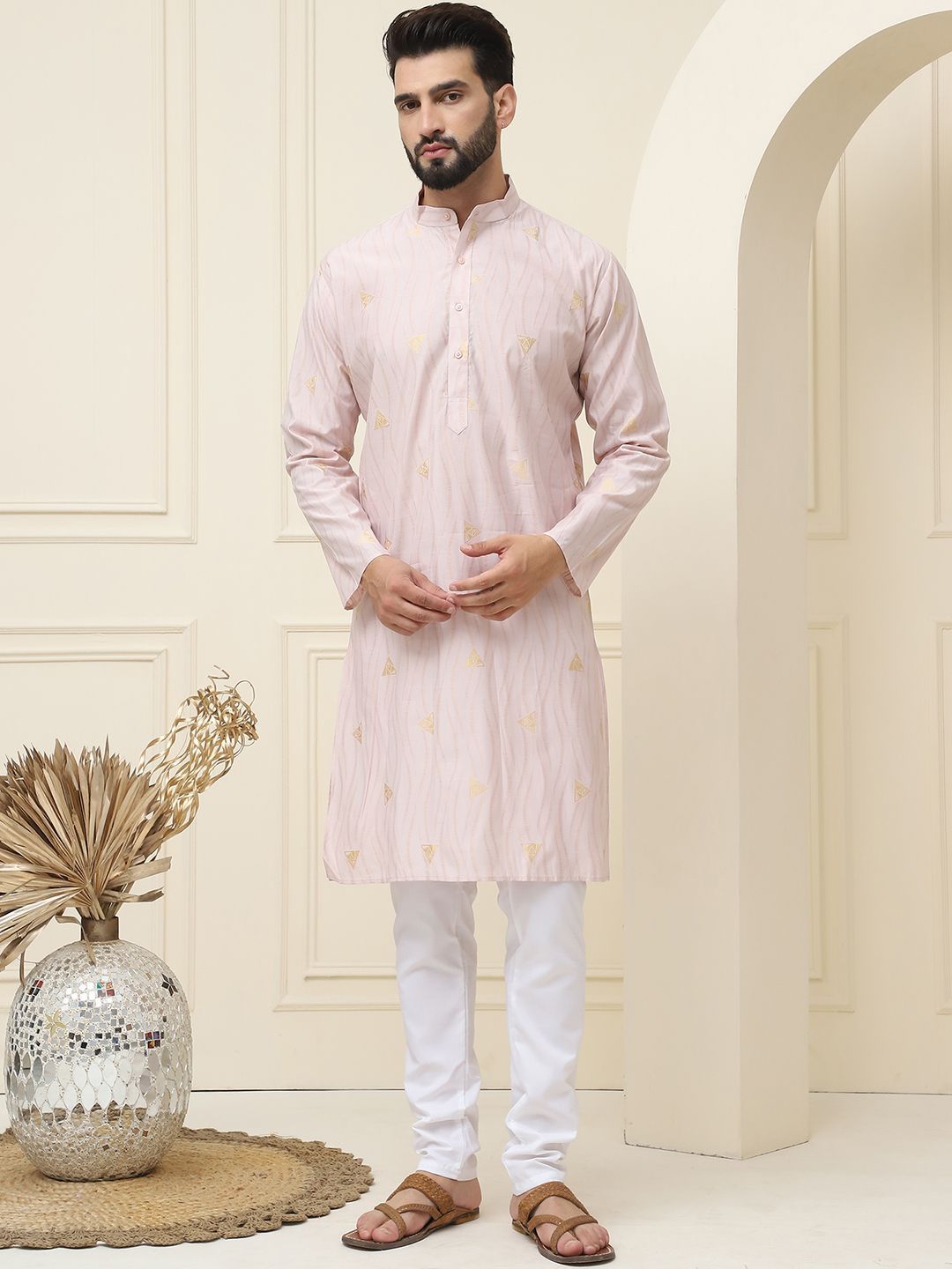 SOJANYA Geometric Woven Design Regular Jacqard Cotton Silk Silk Kurta With Pyjama