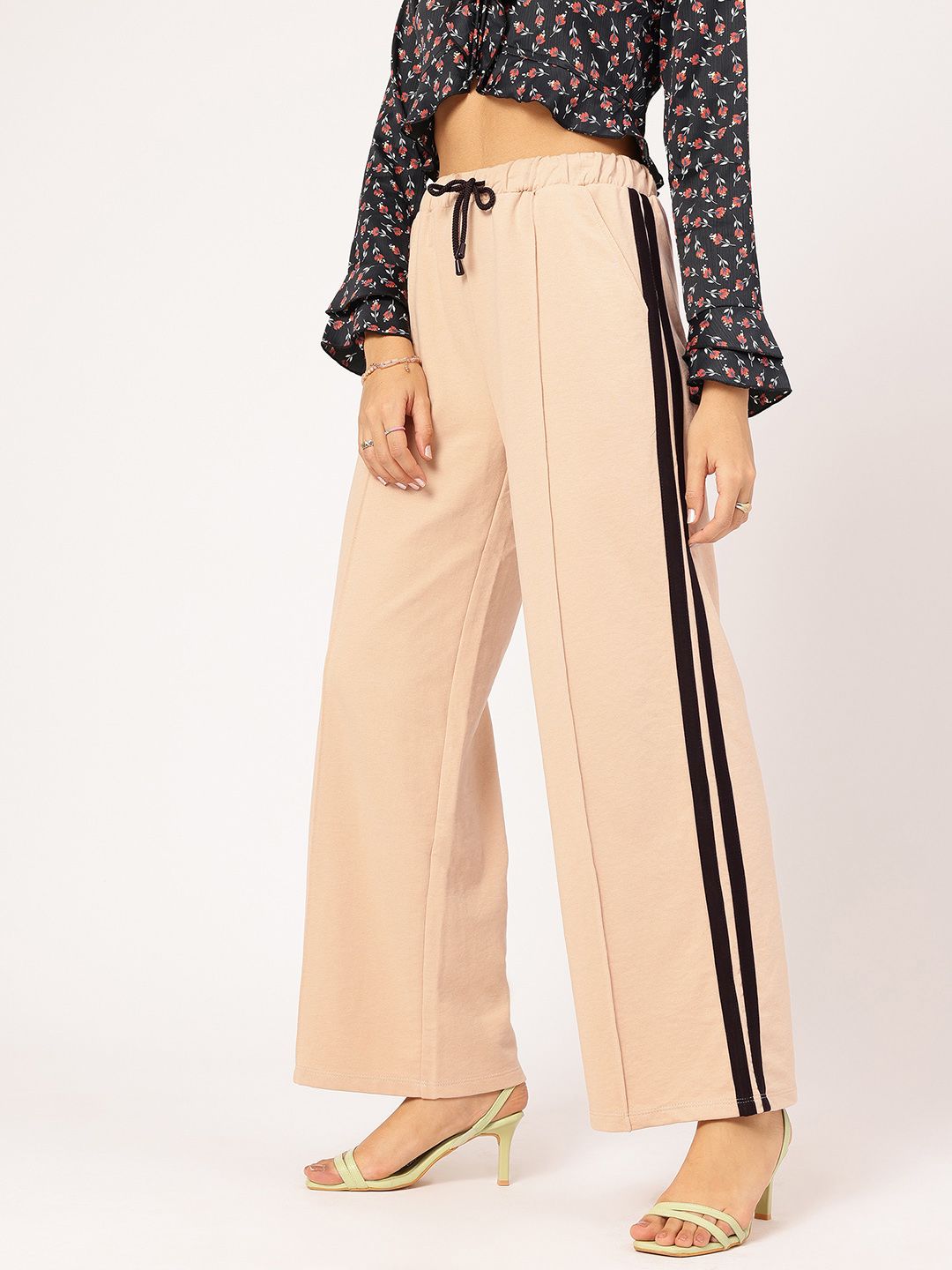 DressBerry Women Street Smart Side Stripes Pleated Flared Trousers
