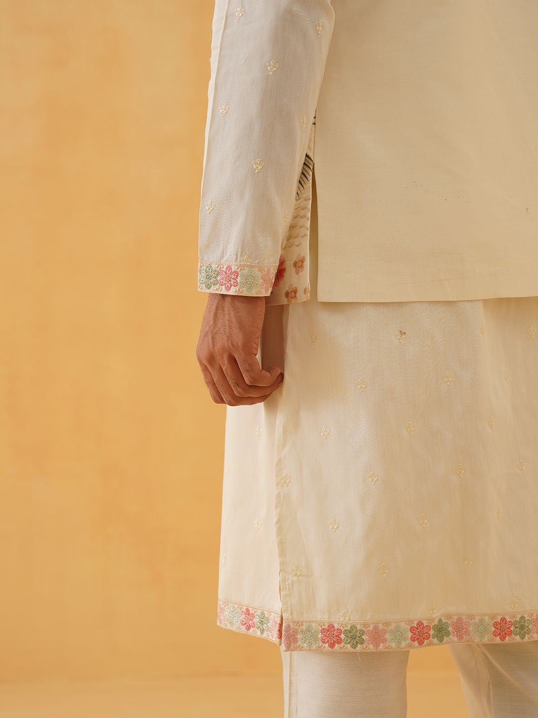 SOJANYA LUXE Floral Embroidered Thread Work Cotton Silk Kurta With Trousers & Nehru jacket