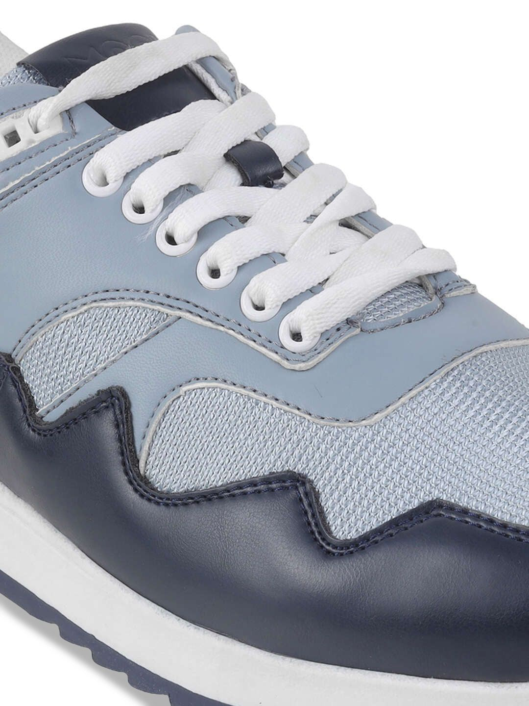Mochi Men Colourblocked Lace-Ups Sneakers