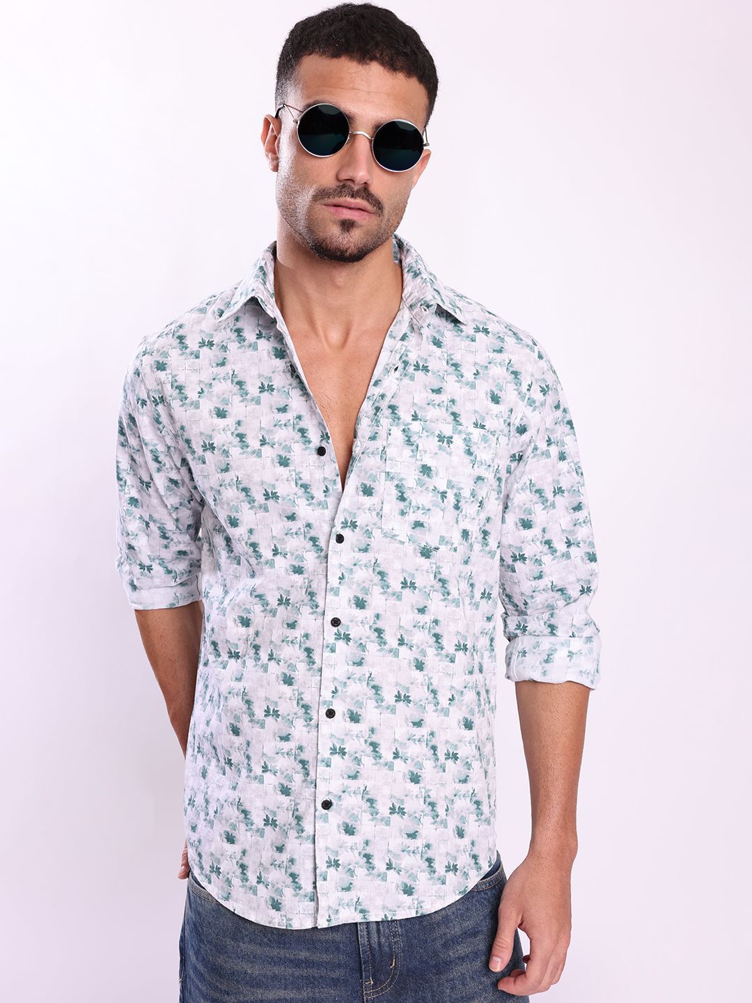 Bene Kleed Floral Printed Spread Collar Cotton Regular Fit Casual Shirt