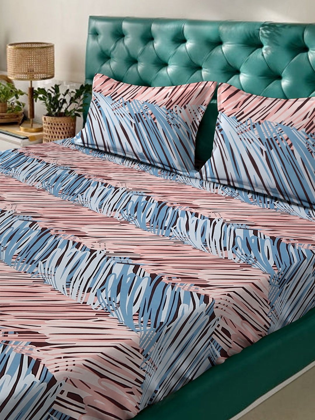 KLOTTHE 300 TC Polycotton King Size Bedsheet with 2 Pillow Covers