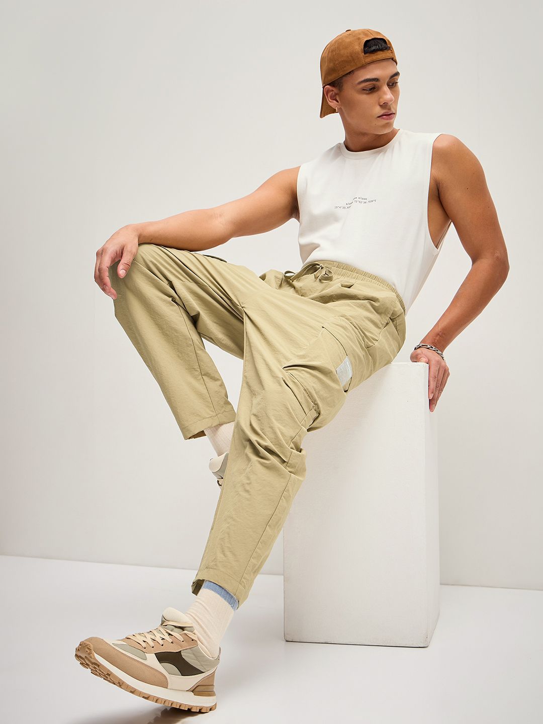 THE BEAR HOUSE Men Solid Cargo Trouser