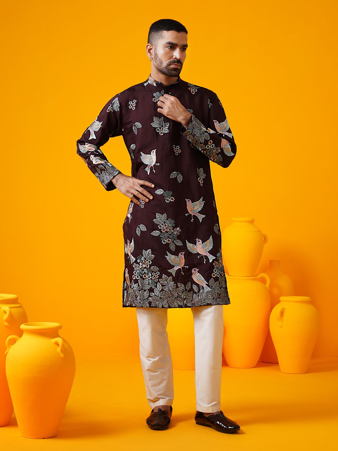 SOJANYA LUXE Floral Embroidered Mandarin Collar Sequinned Straight Kurta With Trouser