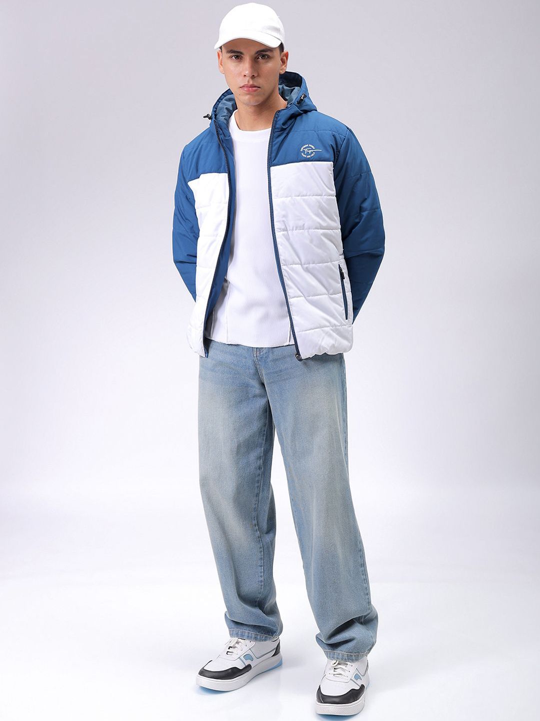 The Indian Garage Co Men Hooded Colourblocked Slim Fit Puffer Jacket