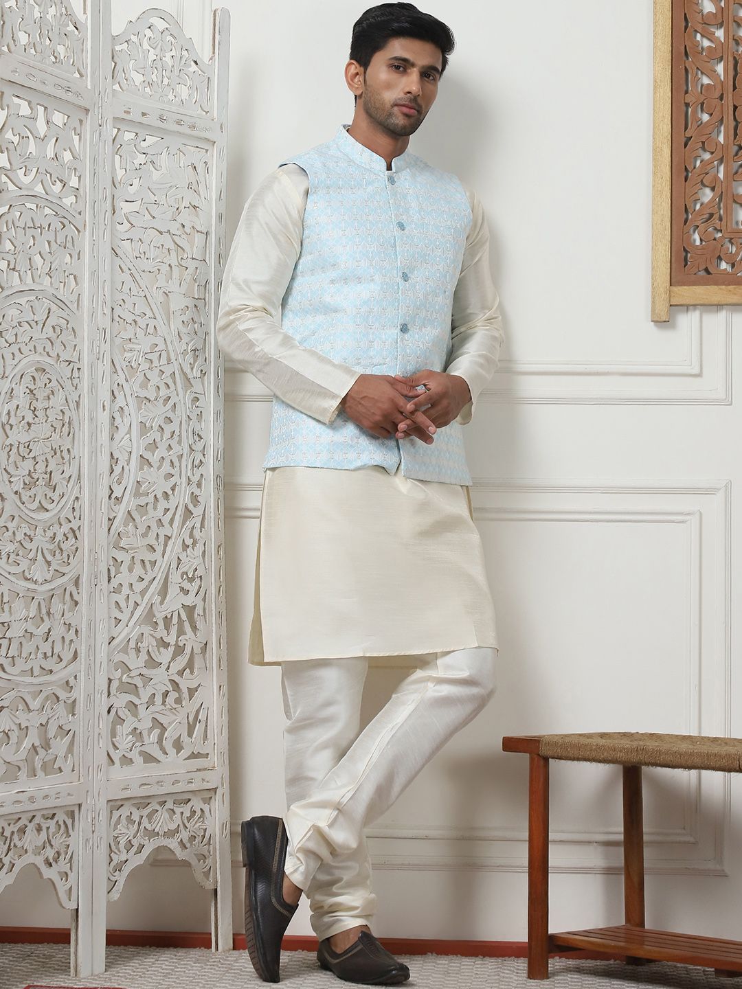 Anouk Woven Design Nehru Jacket