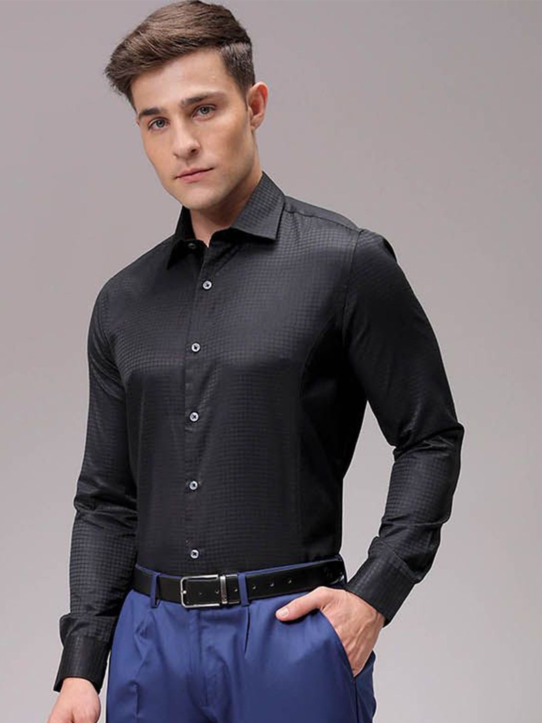 The Indian Garage Co. X Luxe Men Slim Fit Opaque Formal Shirt