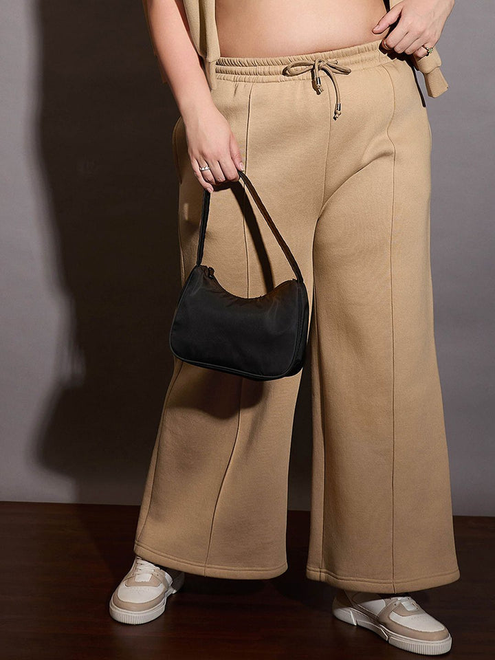 SASSAFRAS Curve Women Mid-Rise Track Pants