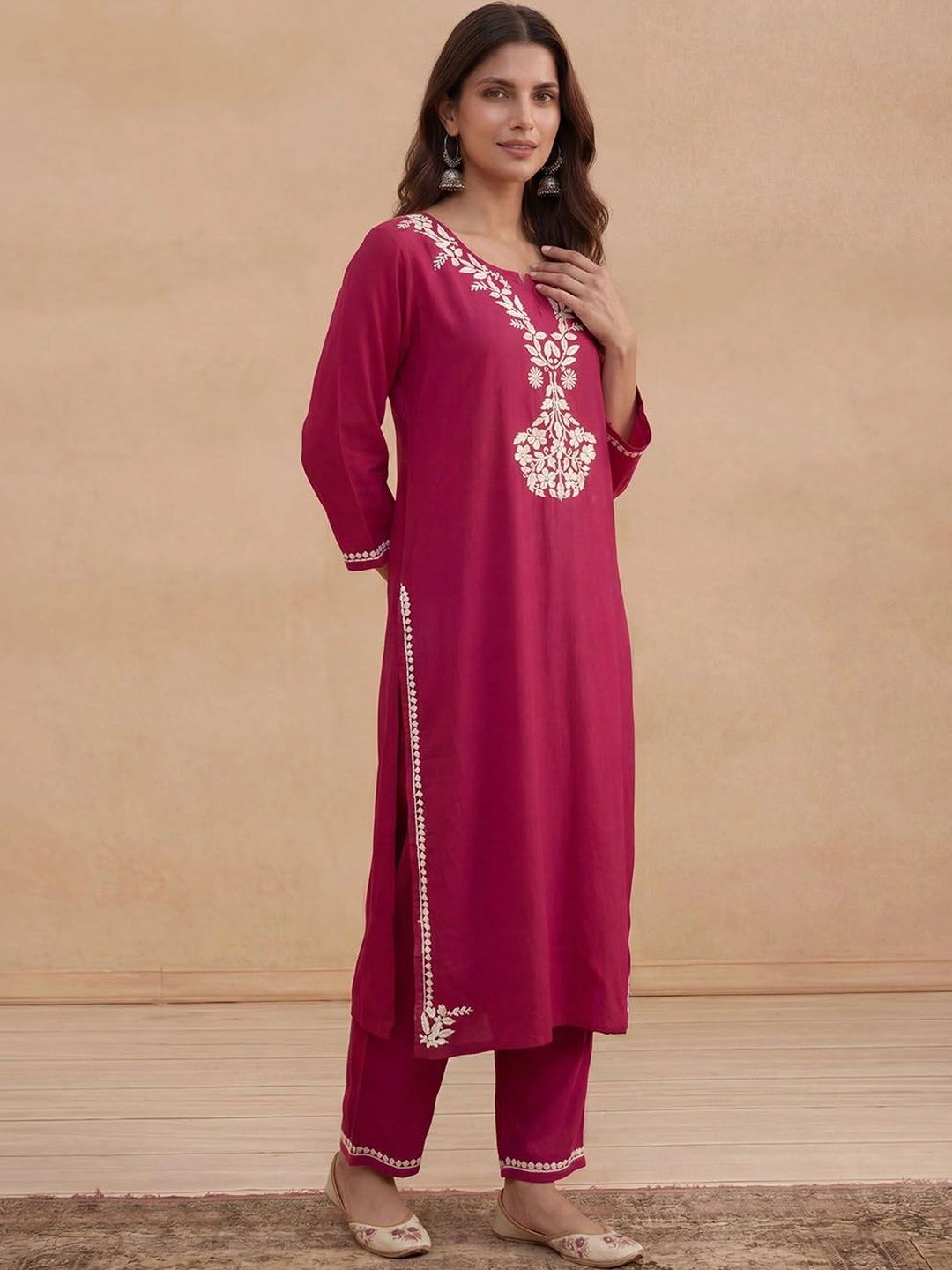 House of Chikankari Women Regular Chikankari Kurta with Trousers