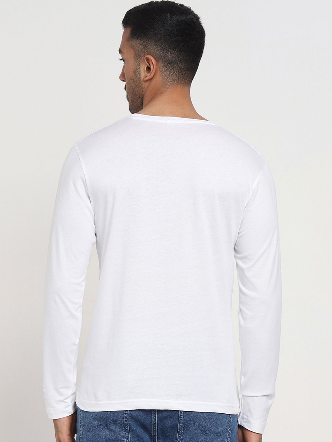 Bewakoof Men White Solid Full Sleeve T-shirt