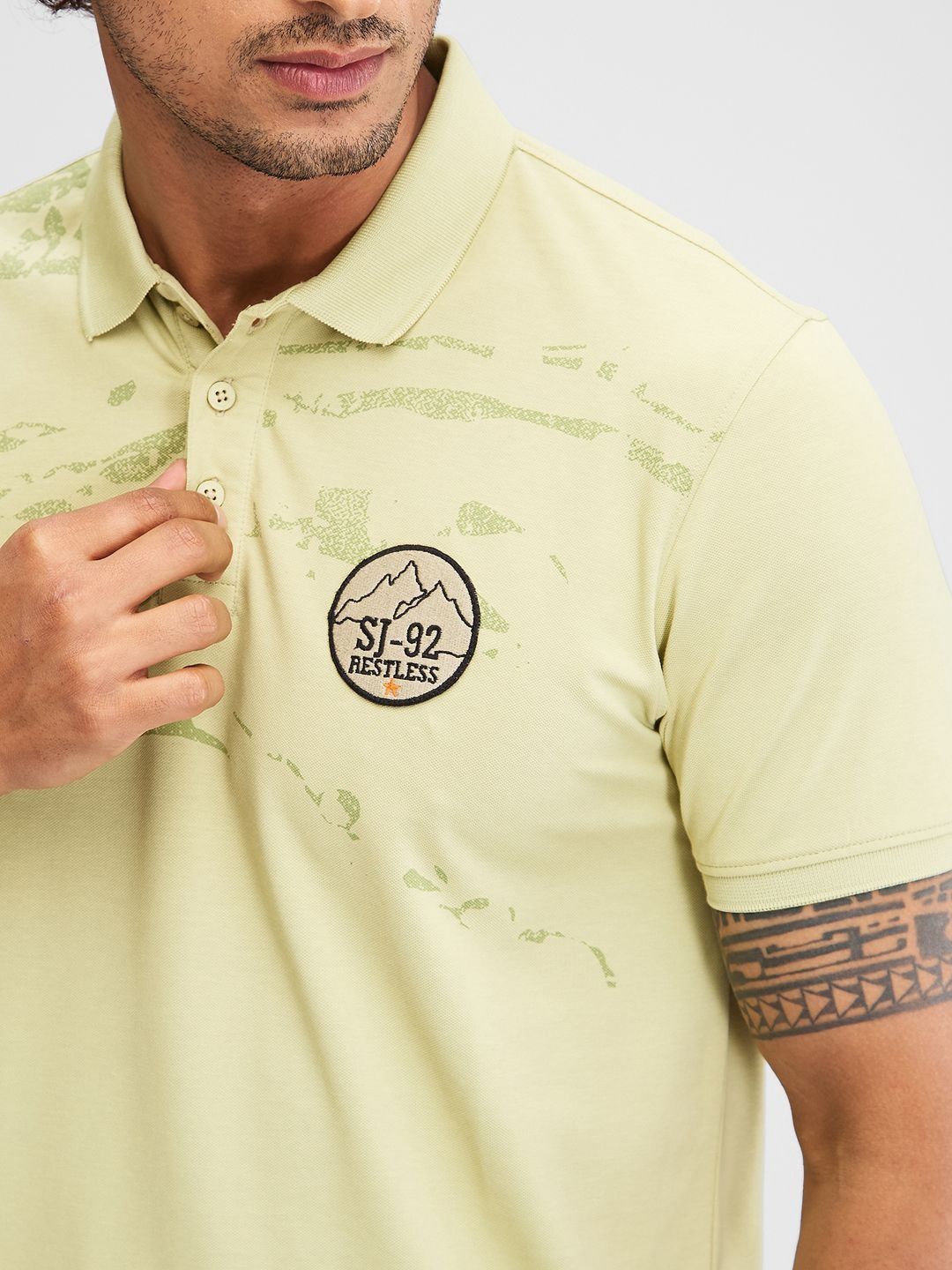 SPYKAR Men Polo Collar Applique Slim Fit T-shirt