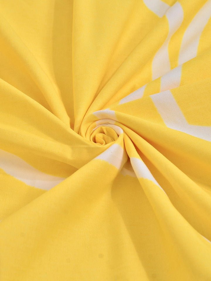 KLOTTHE Yellow Geometric Printed Flat 300 TC Double King Fine Bedsheet With 2 Pillow Cover