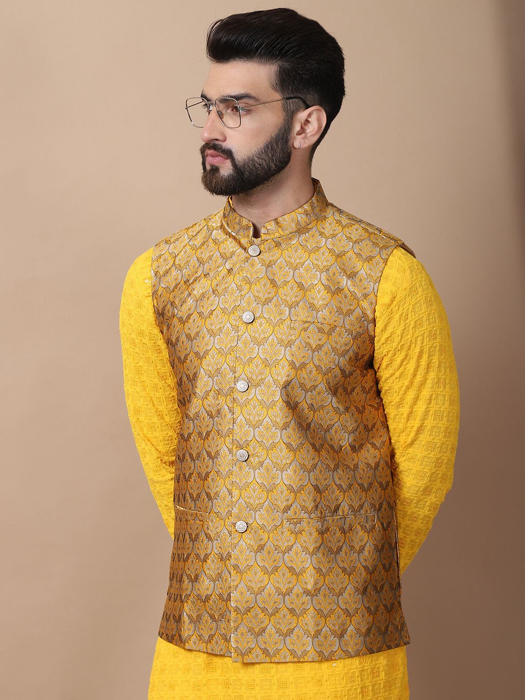 Kurta Kapas Tulen Sulaman Bunga Mustard Kuning Anouk dengan Jaket Churidar & Nehru