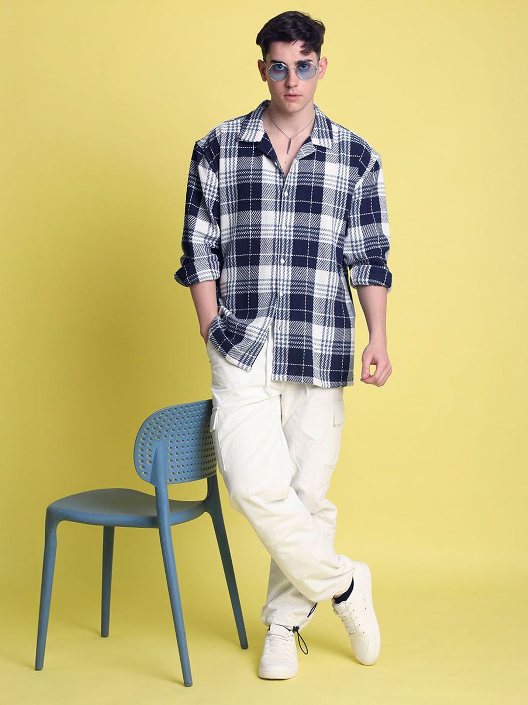 Bene Kleed Men Tartan Checked Relaxed Fit Textured Casual Shirt