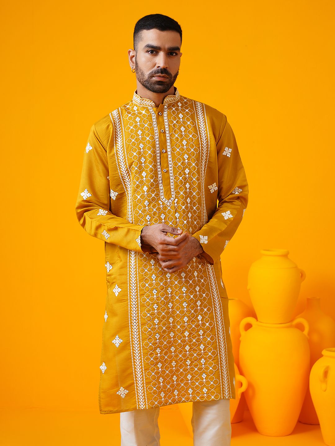 SOJANYA LUXE Floral Embroidered Mandarin Collar Sequinned Straight Kurta With Trouser