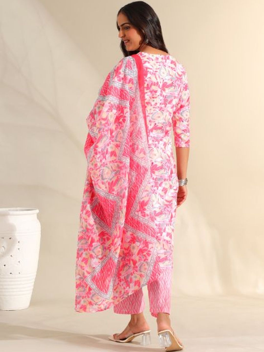 Mamicha Women Floral Printed Regular Pure Cotton Kurta with Trousers & With Dupatta