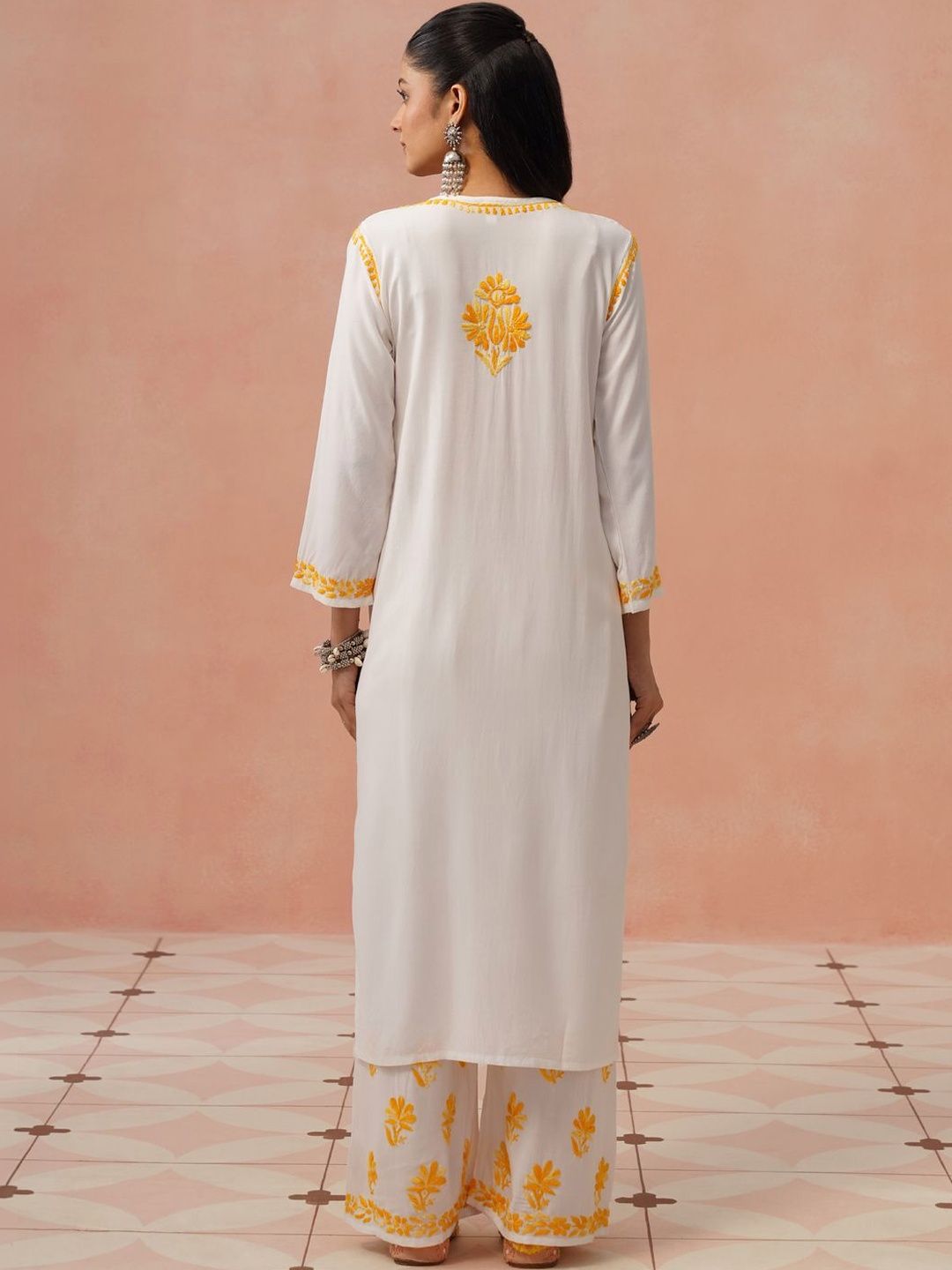 Rumah Chikankari Kurta Chikankari Biasa Wanita dengan Seluar