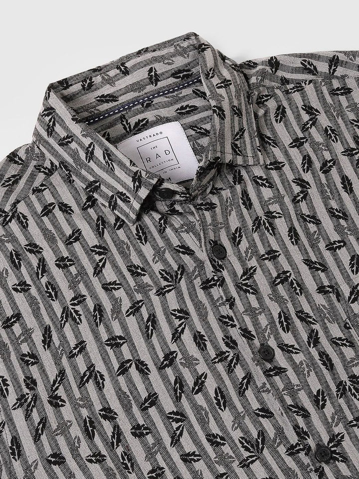VASTRADO Men Classic Spread Collar Vertical Striped Cotton Slim Fit Casual Shirt