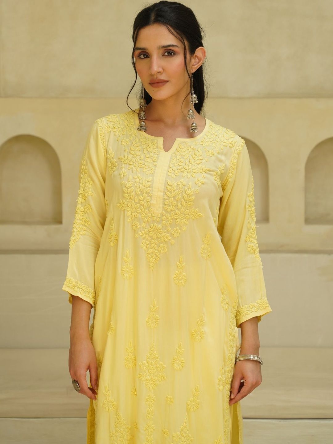 House of Chikankari Women Embroidered Chikankari Kurta