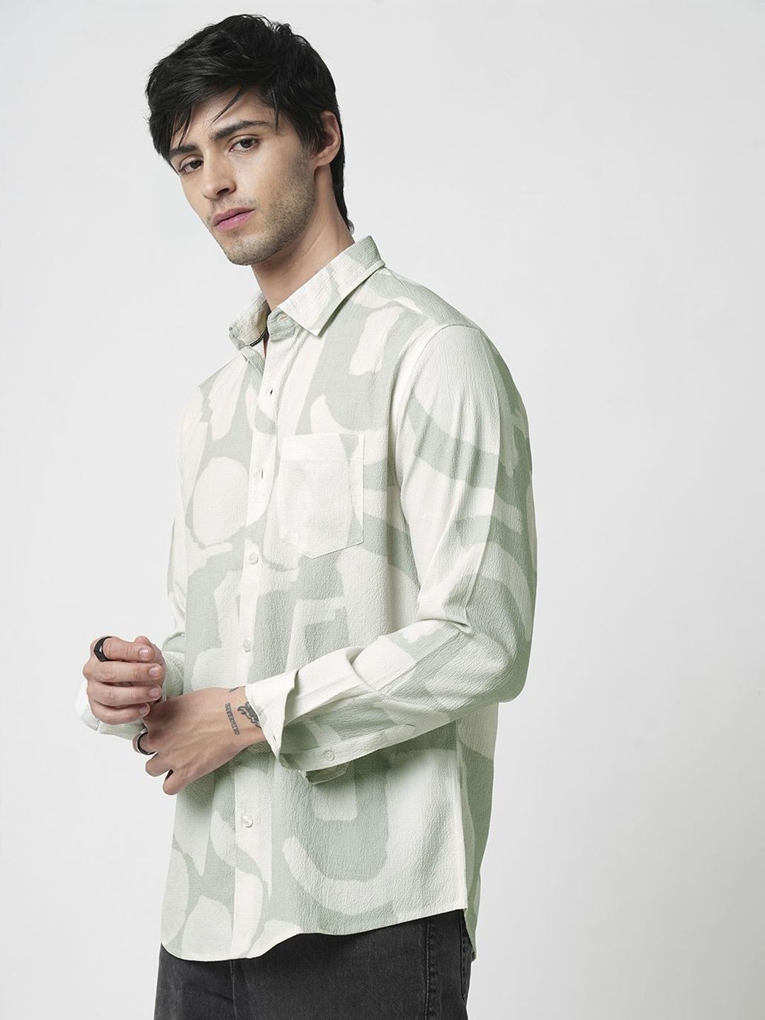 VASTRADO Men Classic Spread Collar Abstract Printed Slim Fit Casual Shirt