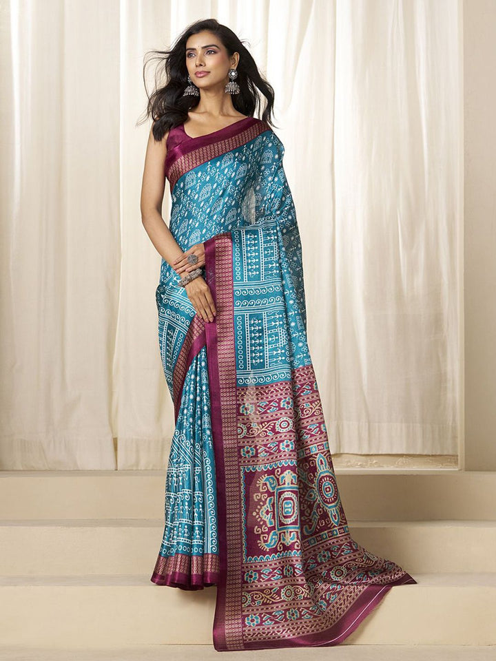 Motif etnik Kalini dicetak ikat saree