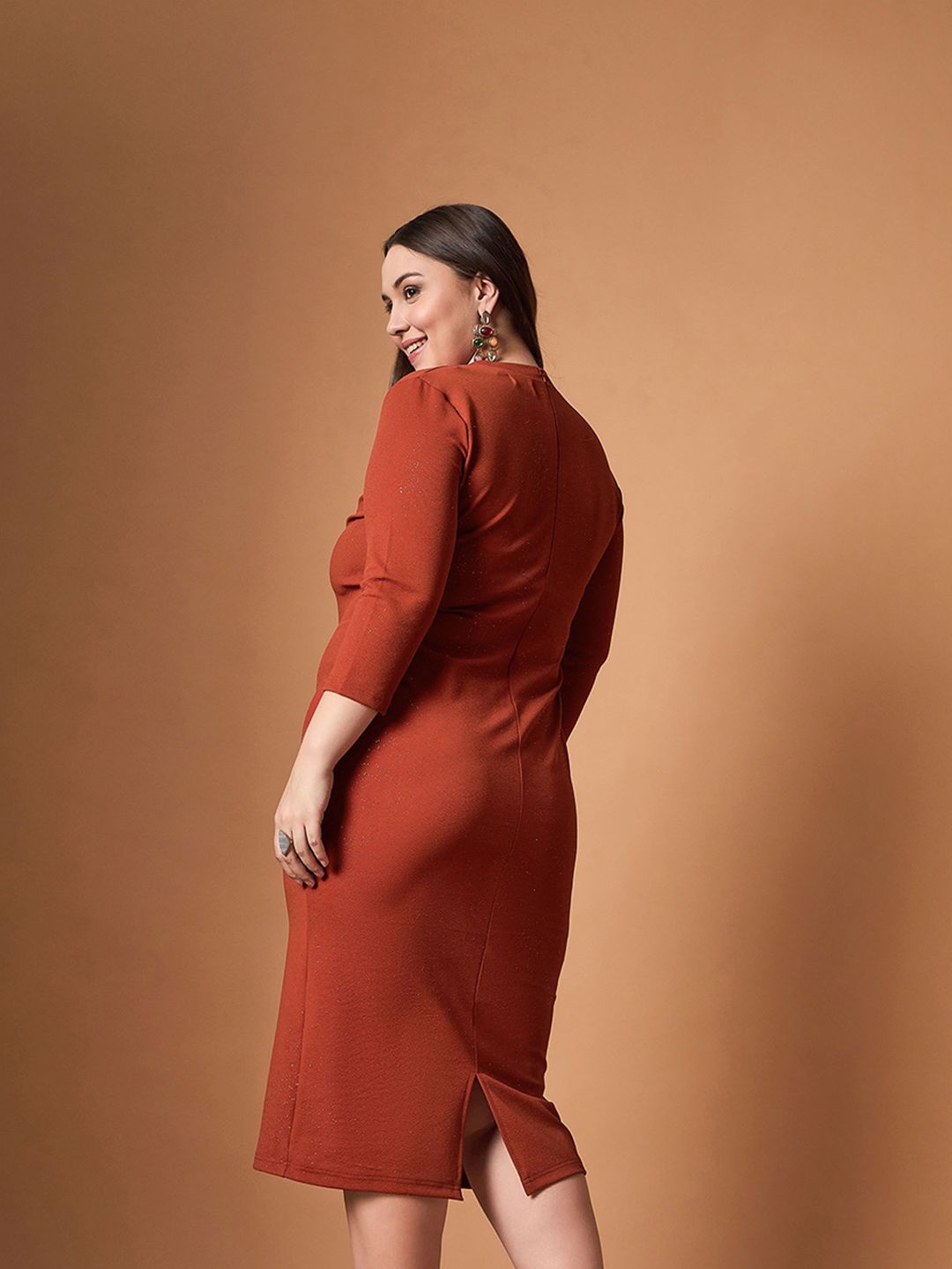 SASSAFRAS Curve Bodycon Midi Dress