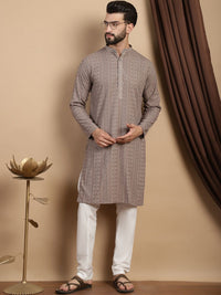 Anouk Sulam Labuci Kapas Tulen Mandarin Collar Straight Fusion Kurta dengan Churidar