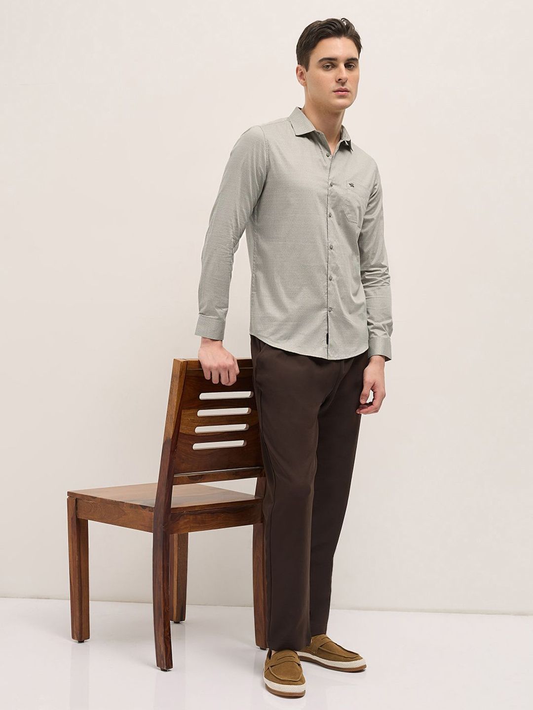 THE BEAR HOUSE Men Spread Collar Geometric Printed Pure Cotton Tailored Fit Formal Shirt
