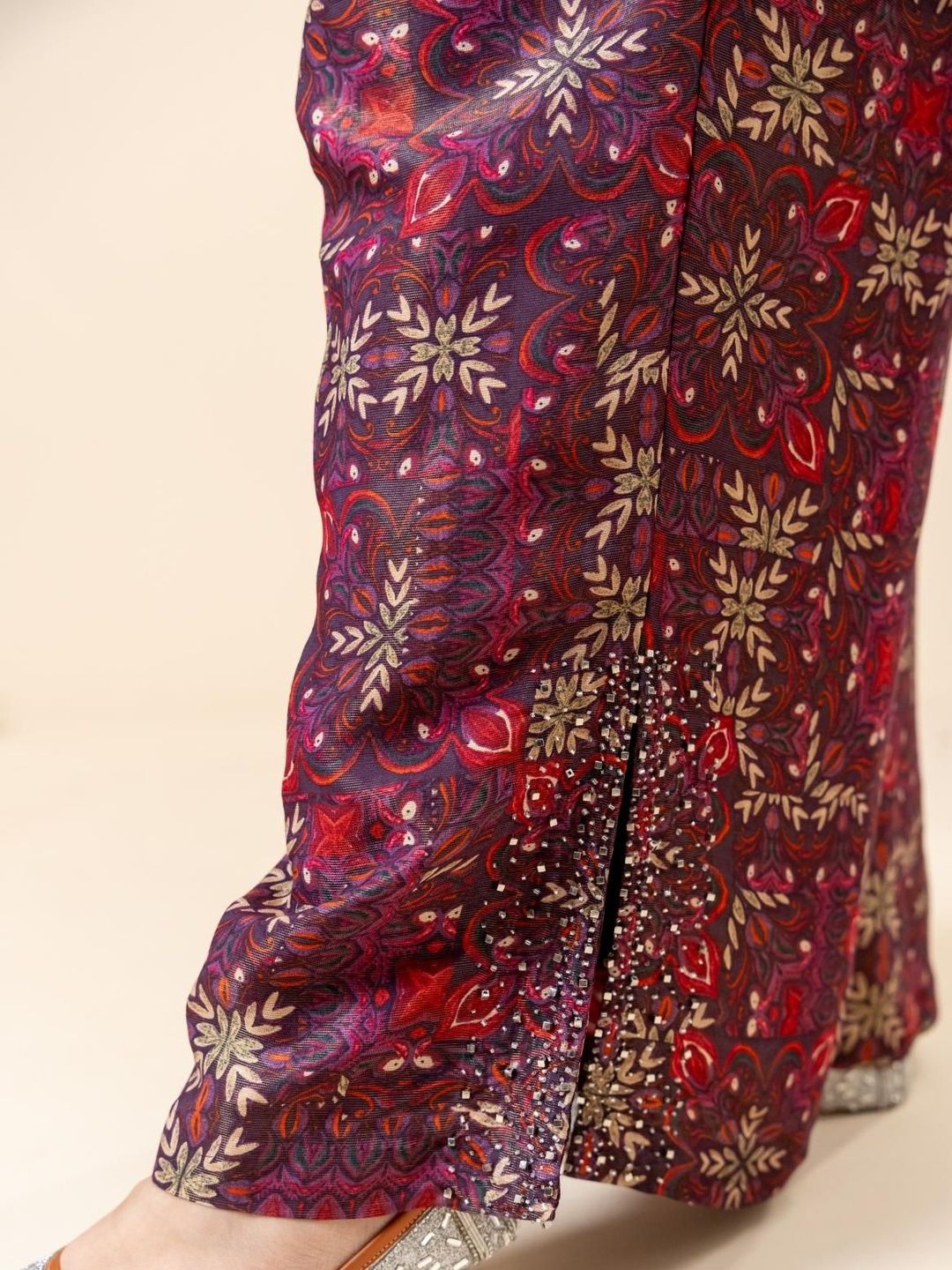 Mamicha Printed V-Neck Top & Trousers Co-Ords Set