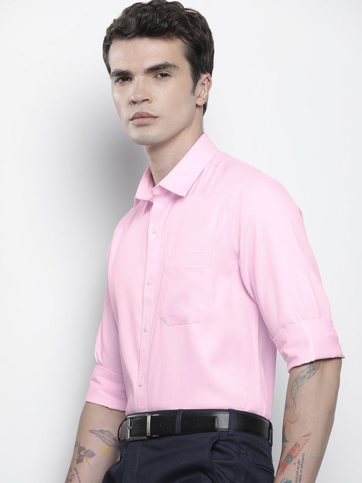 The Indian Garage Co. X Luxe Men Slim Fit Opaque Formal Shirt