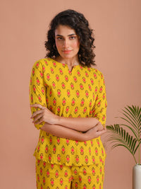 SANSKRUTIHOMES Women Floral Printed Pure Cotton Night Suit