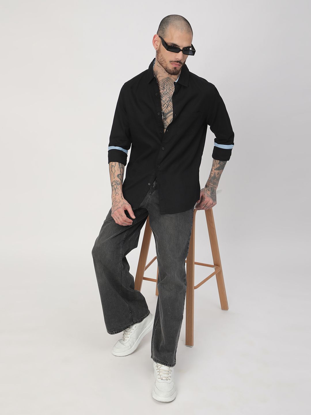 VASTRADO Men Classic Fit Spread Collar Solid Cotton Casual Shirt