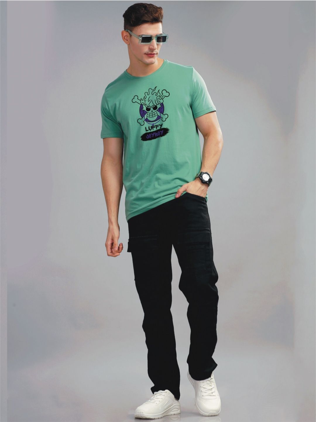 ADRO Men Printed Applique T-shirt