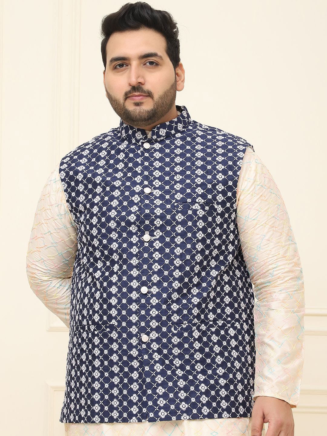 SOJANYA PLUS Men Embroidered Nehru Plus Size Jacket